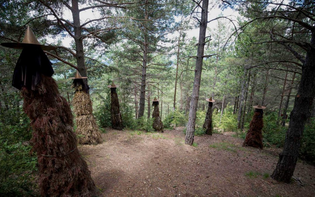 Senderismo siguiendo la estela de las brujas